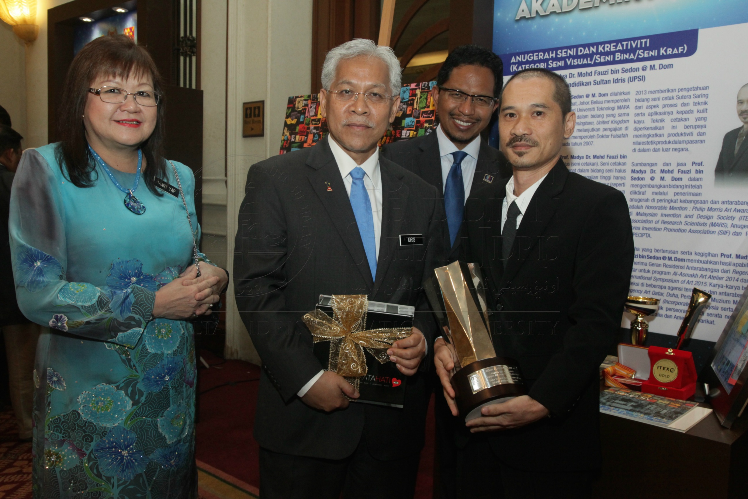 PRO15 147 AKN IMG 1375